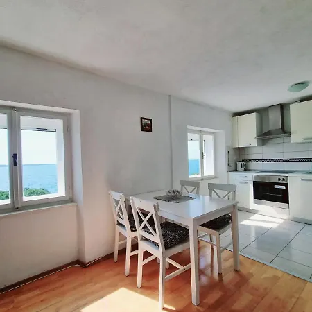 Vito'S Sea View Apartment