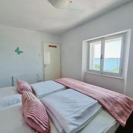 Vito'S Sea View Apartment Apartman *
